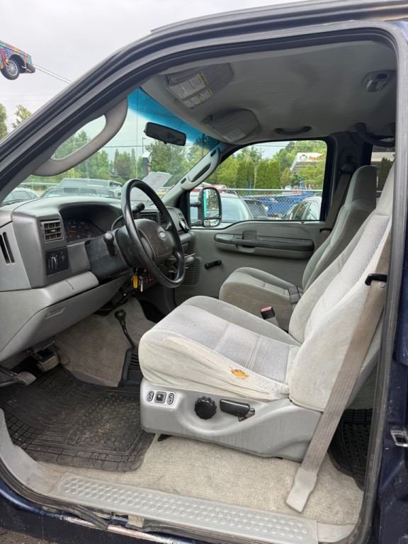 2004 Ford F-250 Image 9