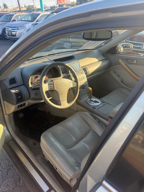 2003 INFINITI G35 Image 5