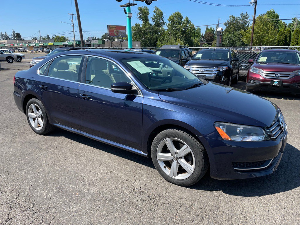 2013 Volkswagen Passat Image 7