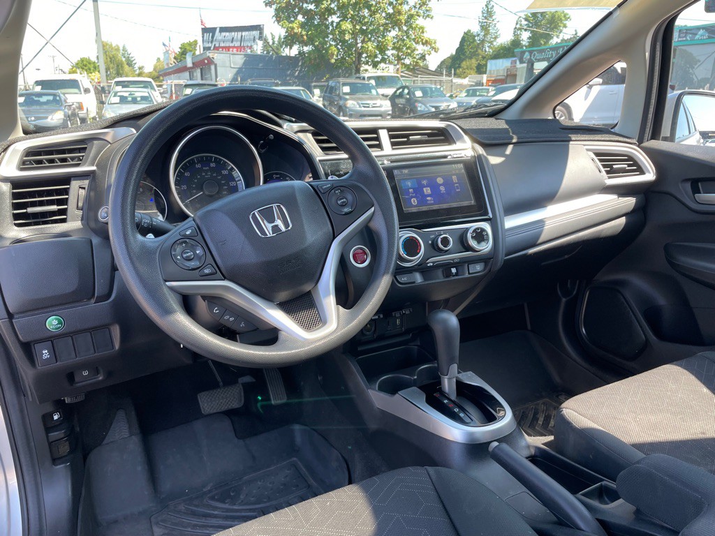 2016 Honda Fit Image 12
