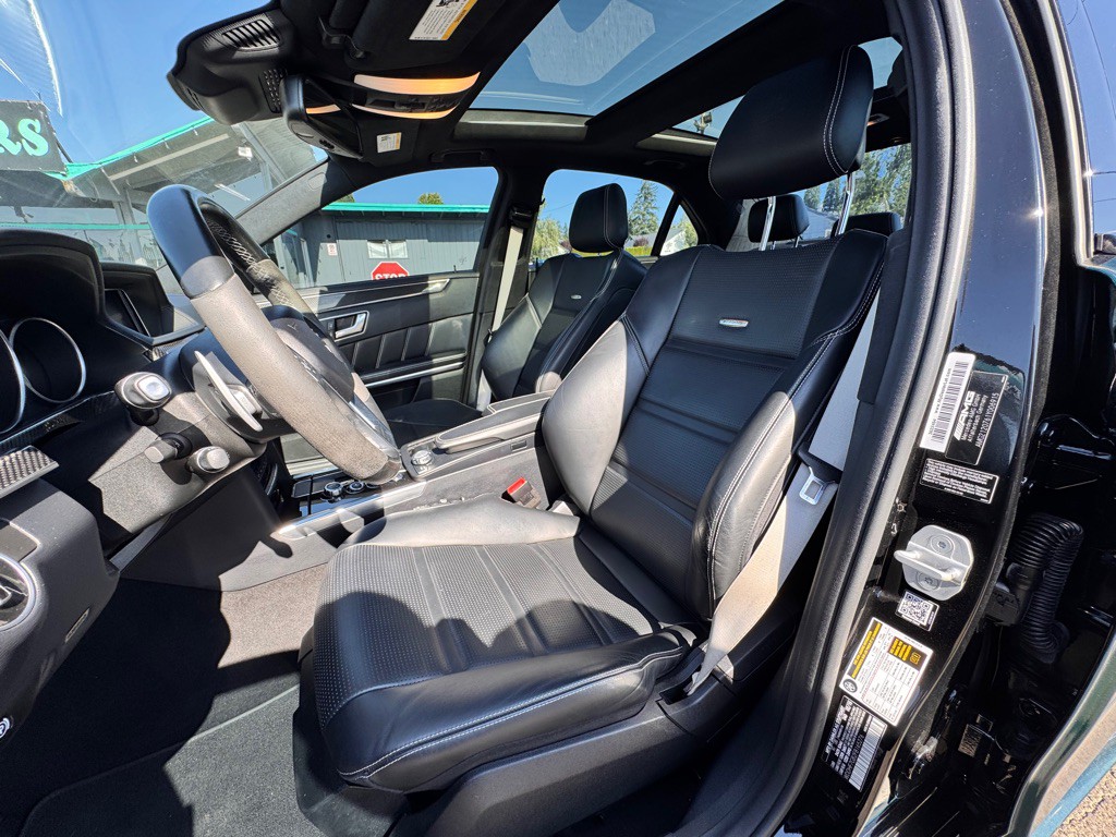 2015 Mercedes-Benz E-Class Image 10