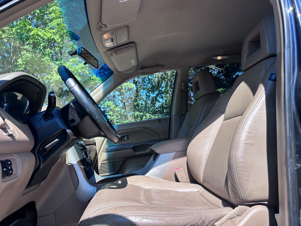 2004 Honda Pilot Image 11