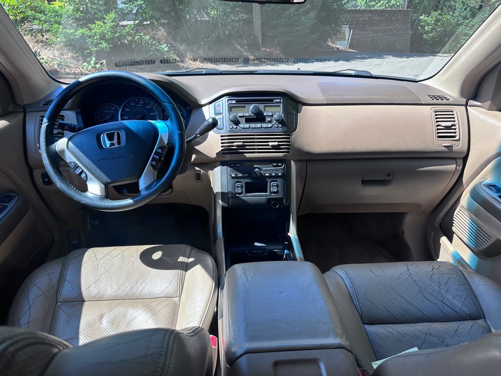 2004 Honda Pilot Image 8