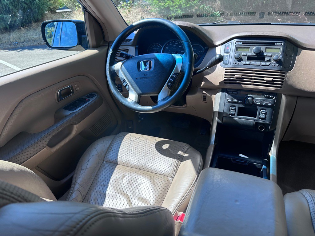 2004 Honda Pilot Image 9