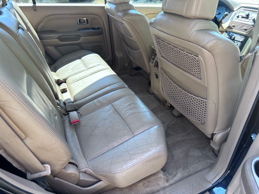 2004 Honda Pilot Image 11
