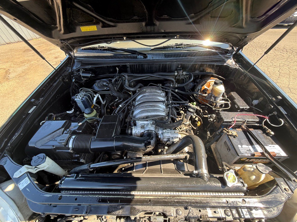 2001 Toyota Sequoia Image 15