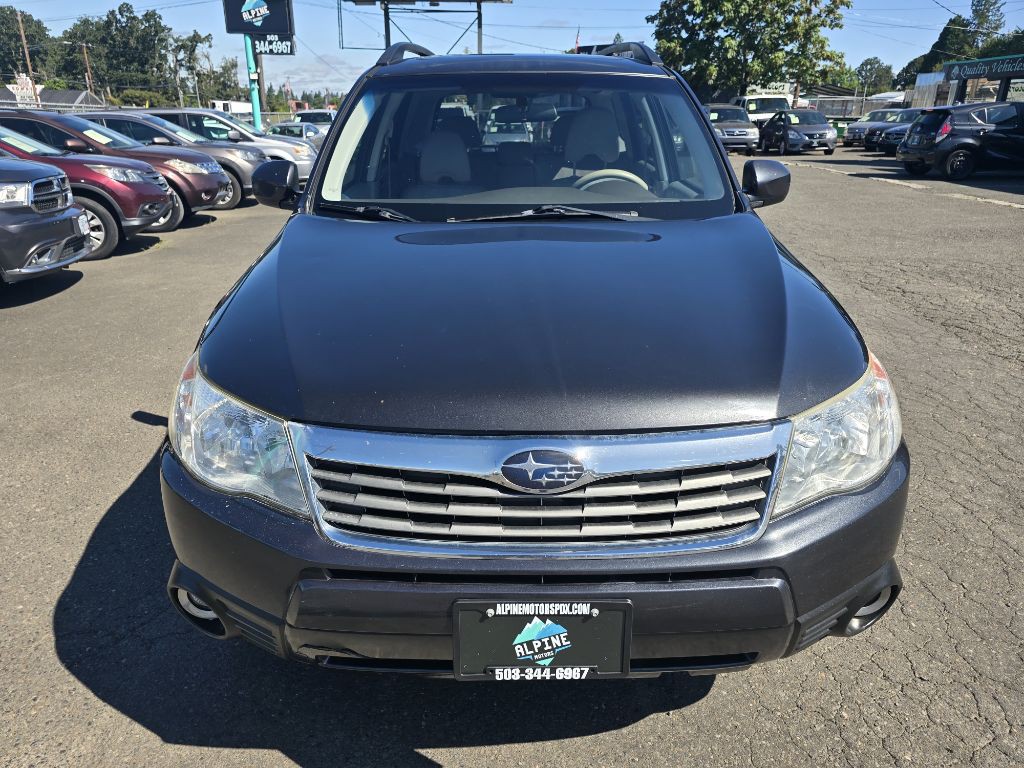 2010 Subaru Forester Image 8
