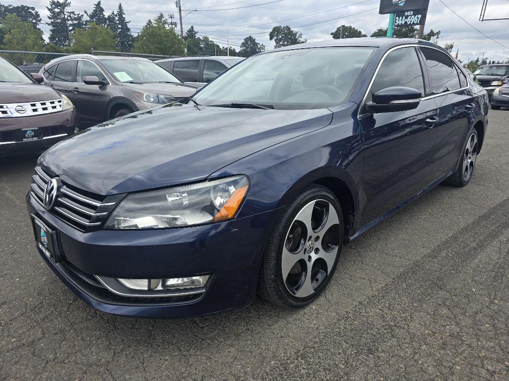 2015 Volkswagen Passat Image 1
