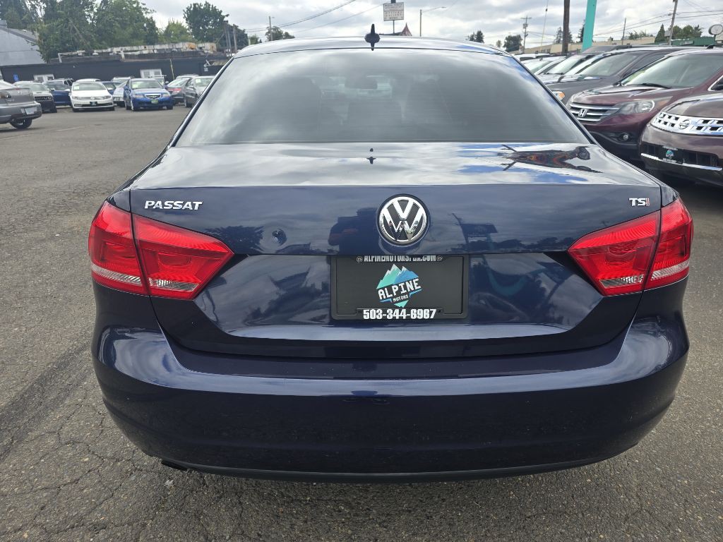 2015 Volkswagen Passat Image 4