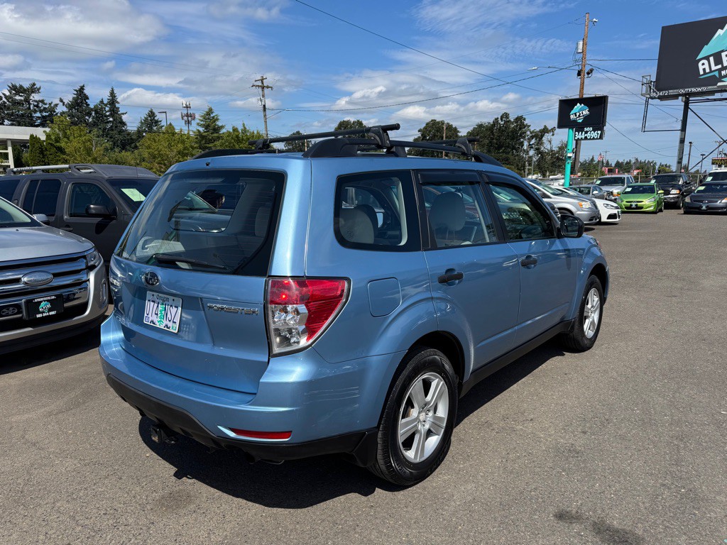 2011 Subaru Forester Image 4