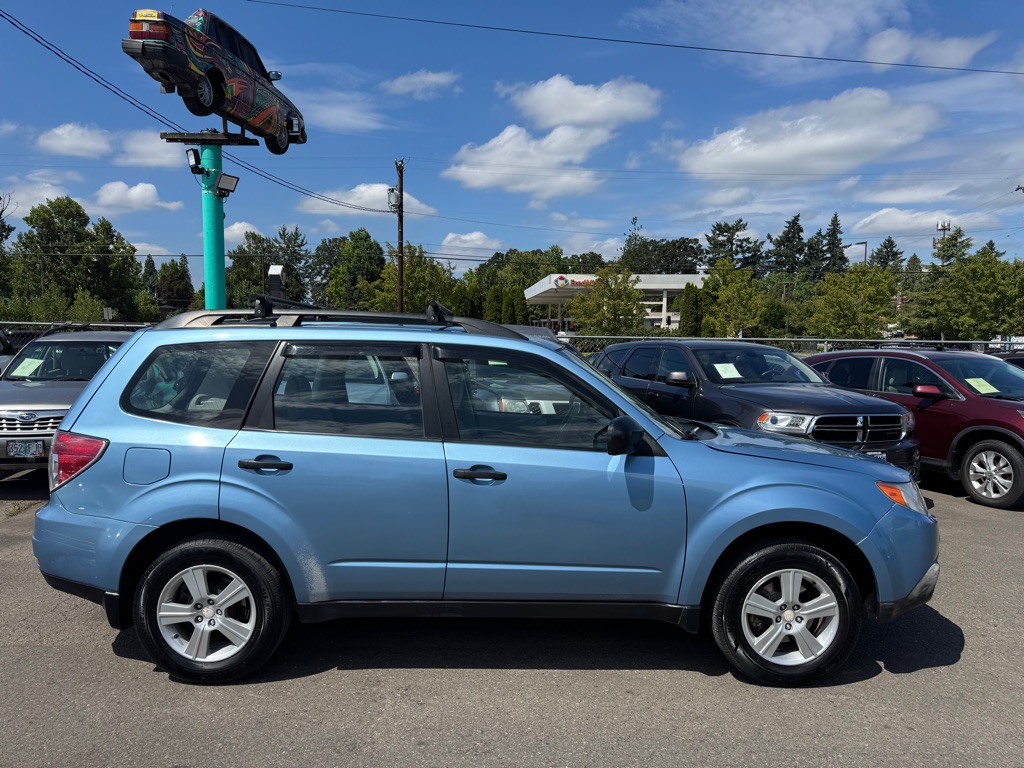 2011 Subaru Forester Image 5