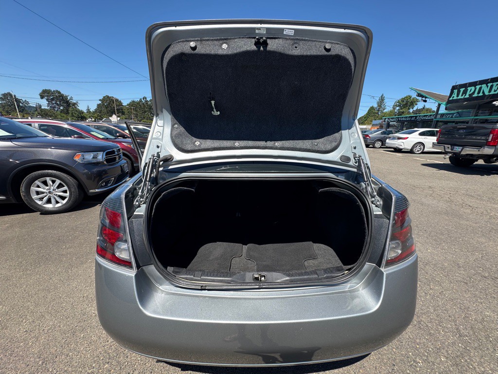 2010 Nissan Sentra Image 12