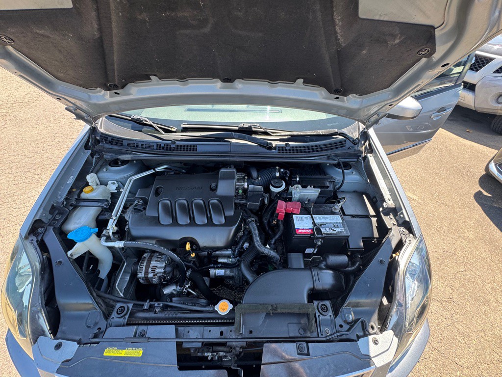2010 Nissan Sentra Image 13