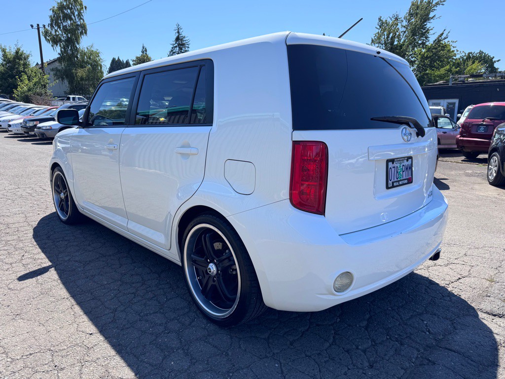 2008 Scion xB Image 3