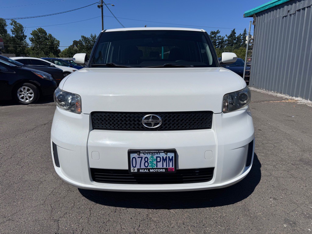 2008 Scion xB Image 8