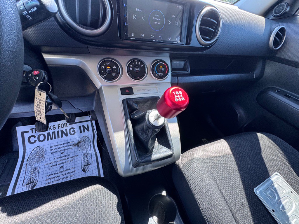 2008 Scion xB Image 17