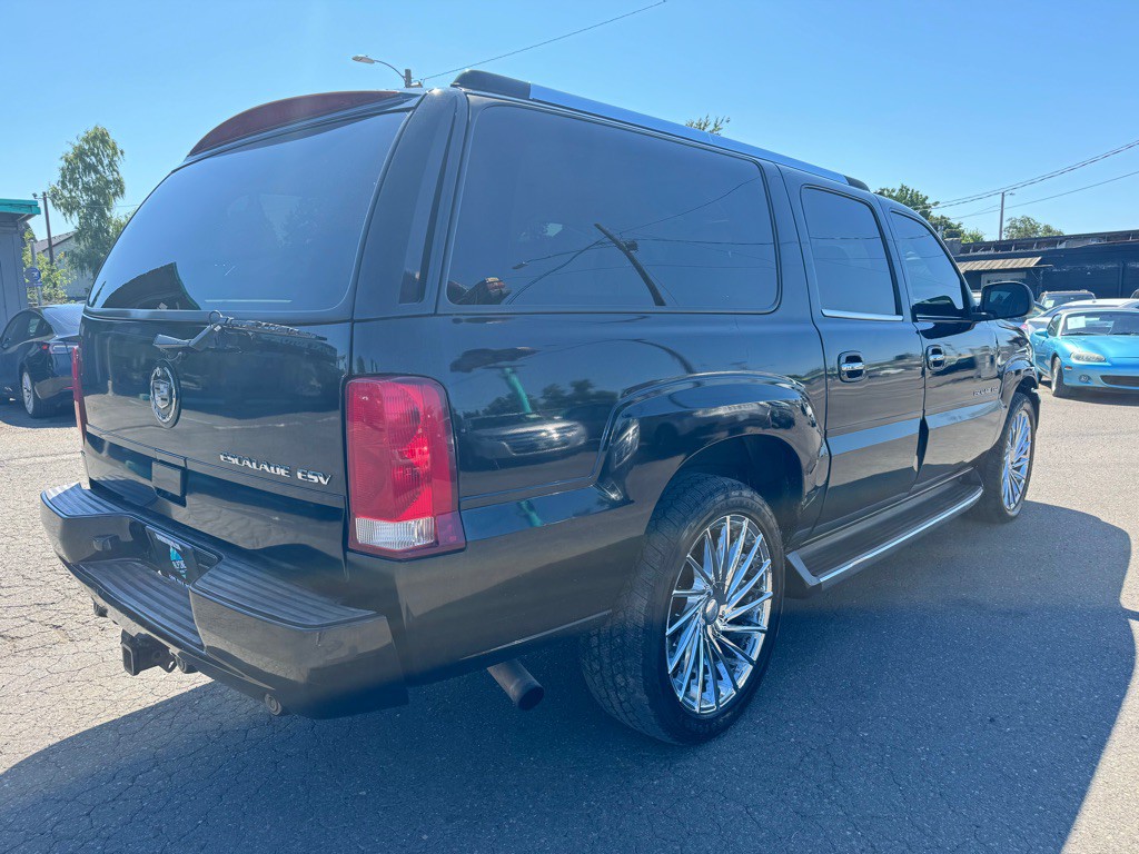 2003 Cadillac Escalade Image 4