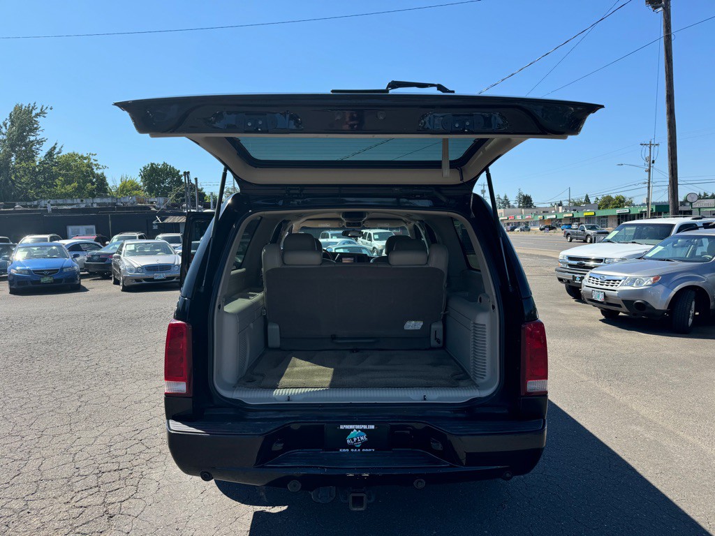 2003 Cadillac Escalade Image 11