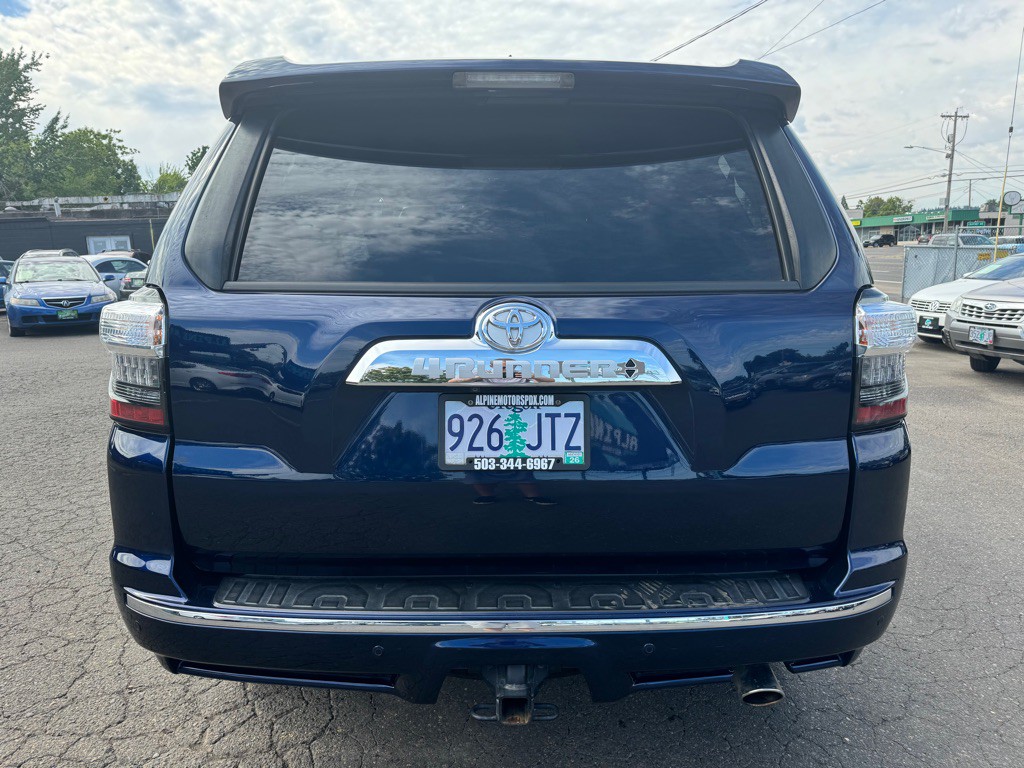 2016 Toyota 4Runner Image 3