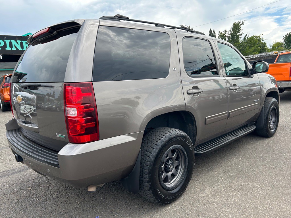 2012 Chevrolet Tahoe Image 4