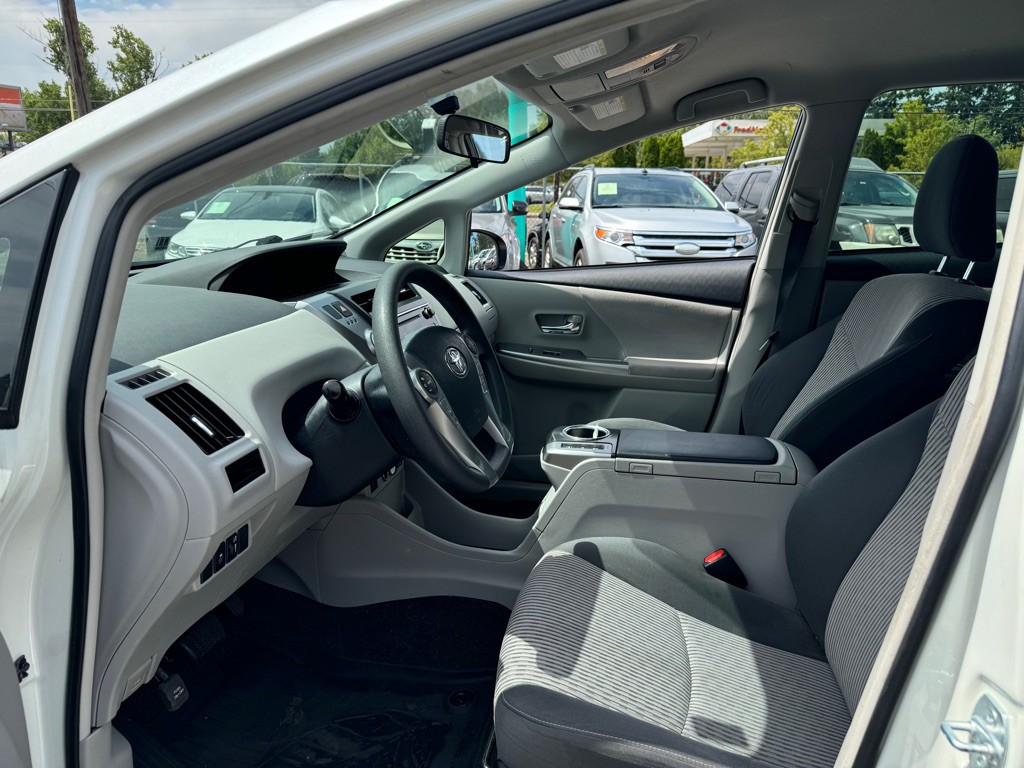 2017 Toyota Prius Image 7