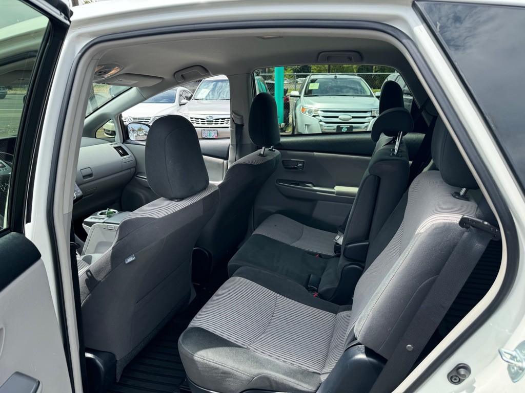 2017 Toyota Prius Image 8
