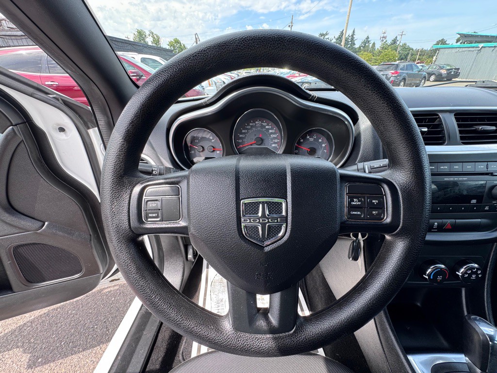2013 Dodge Avenger Image 15