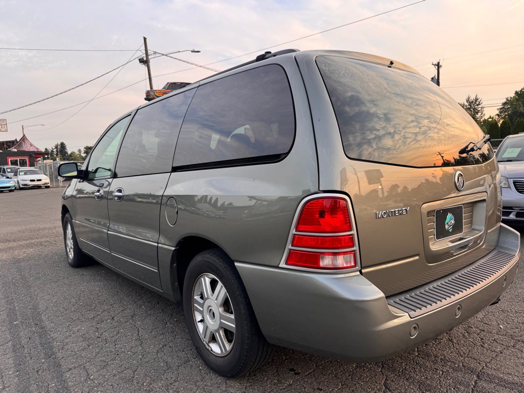2004 Mercury Monterey Image 3