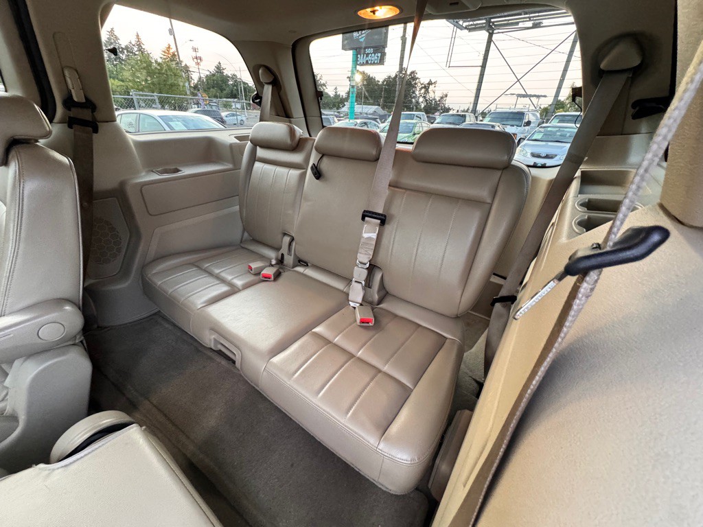 2004 Mercury Monterey Image 11