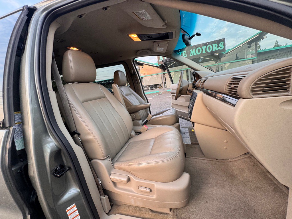2004 Mercury Monterey Image 14