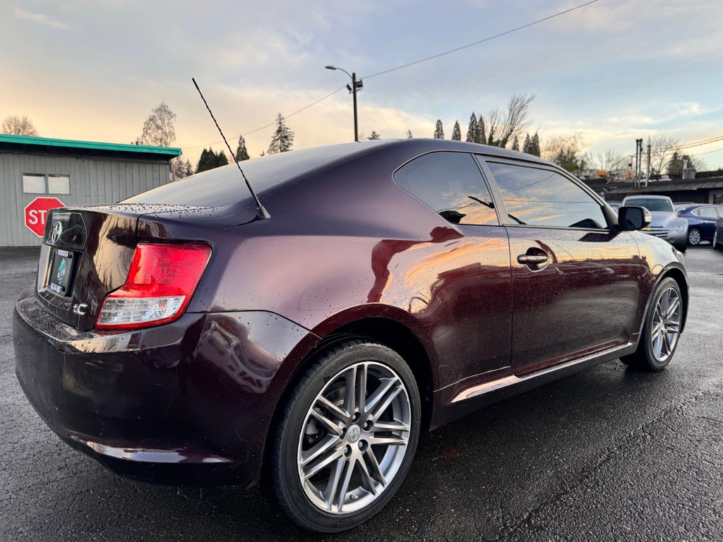 2013 Scion tC Image 5