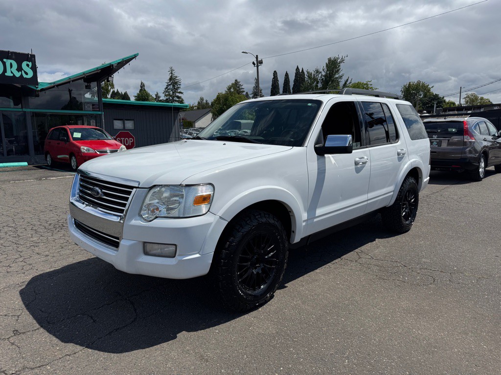 2010 Ford Explorer Image 1