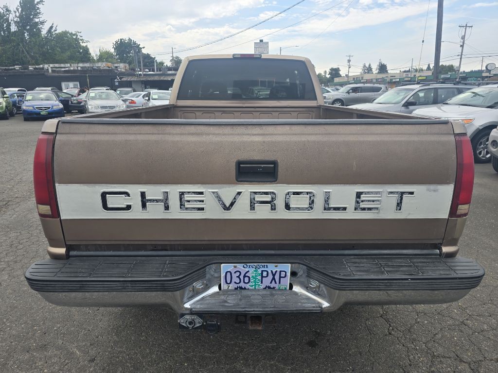 1994 Chevrolet C/K Image 4