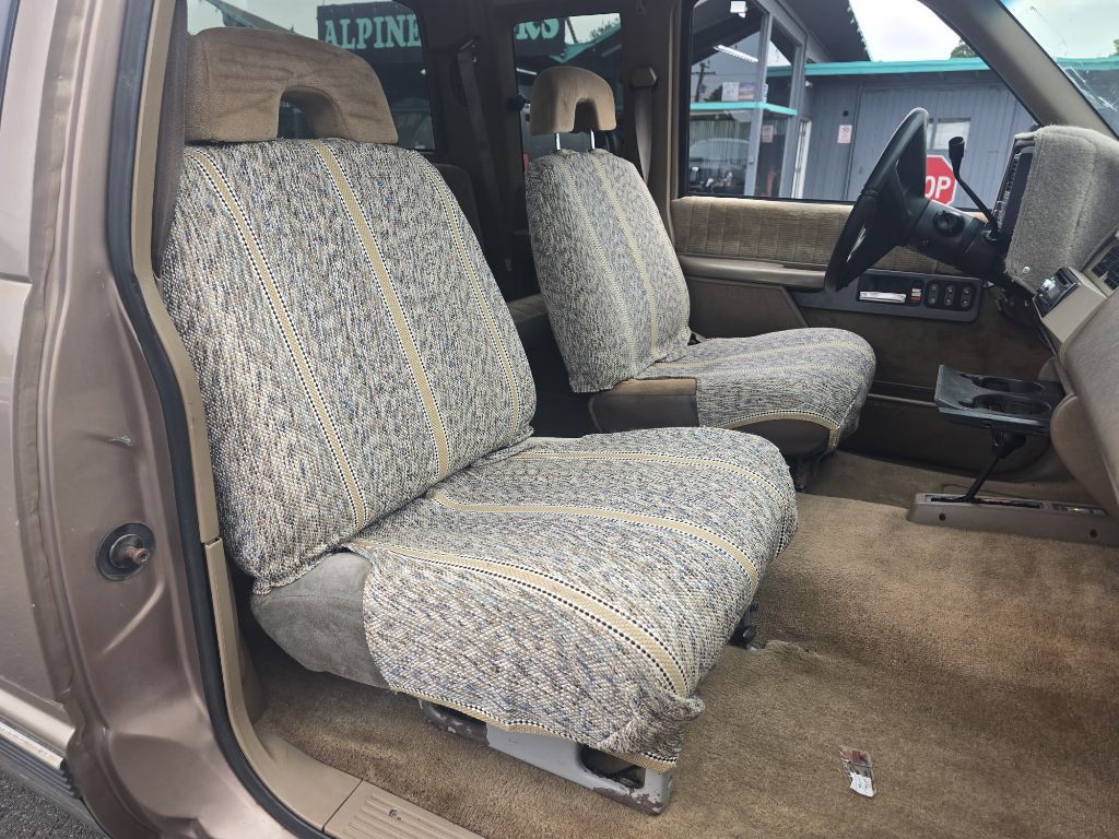 1994 Chevrolet C/K Image 10