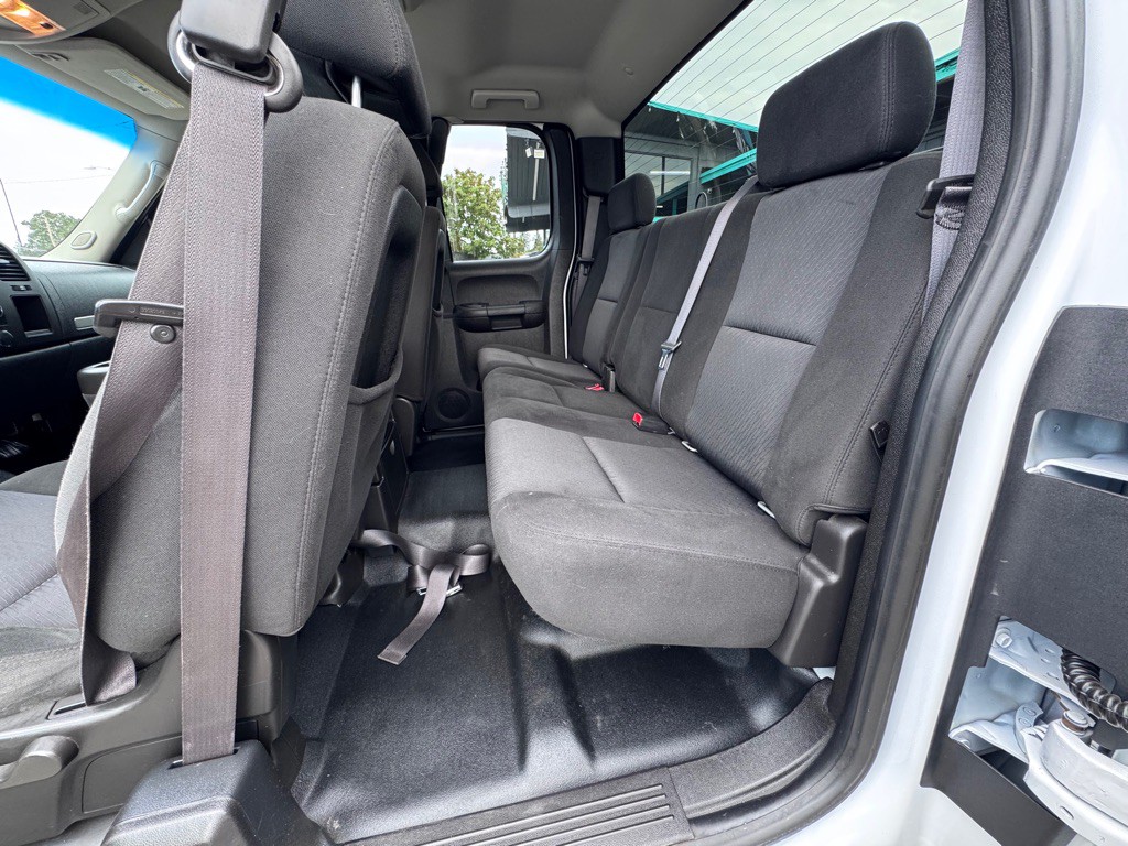 2011 Chevrolet Silverado 1500 Image 10