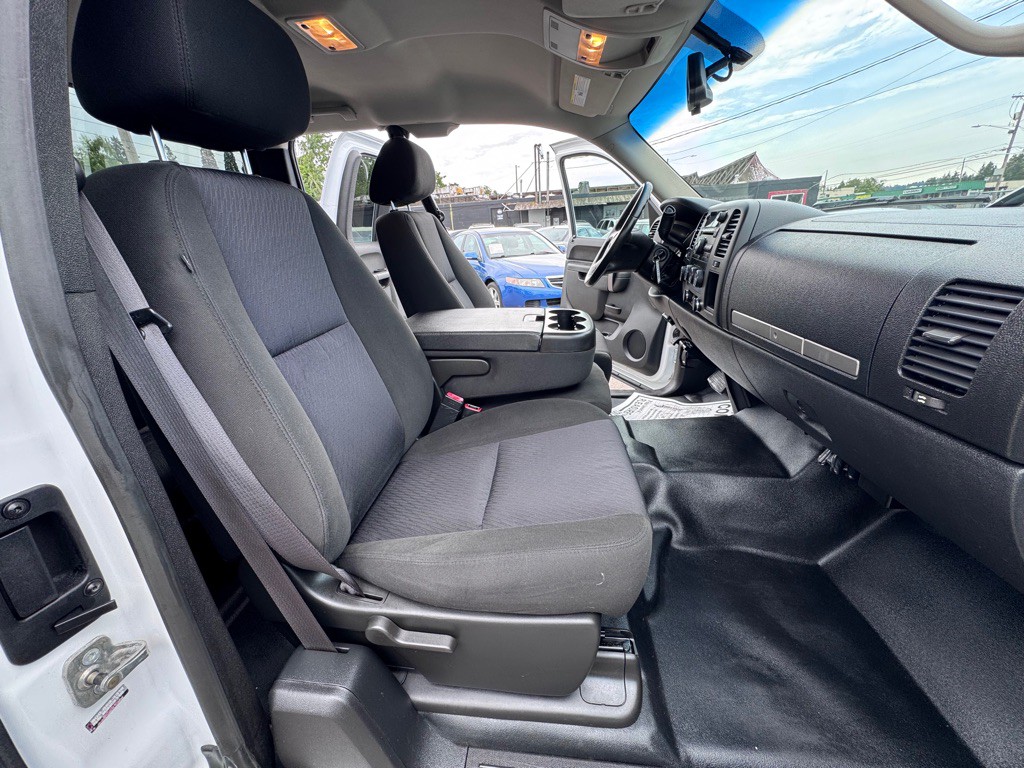 2011 Chevrolet Silverado 1500 Image 11