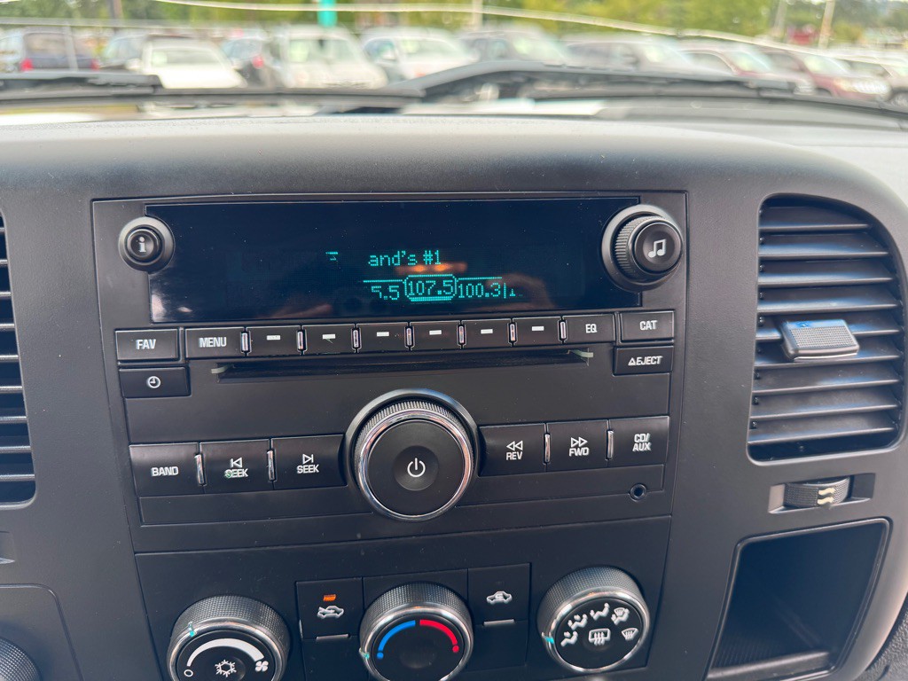 2011 Chevrolet Silverado 1500 Image 18