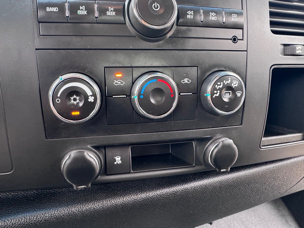 2011 Chevrolet Silverado 1500 Image 19
