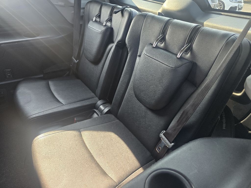 2012 Toyota Highlander Image 16