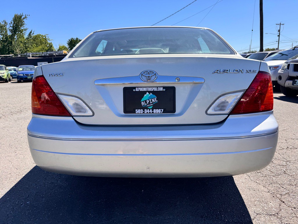 2000 Toyota Avalon Image 5
