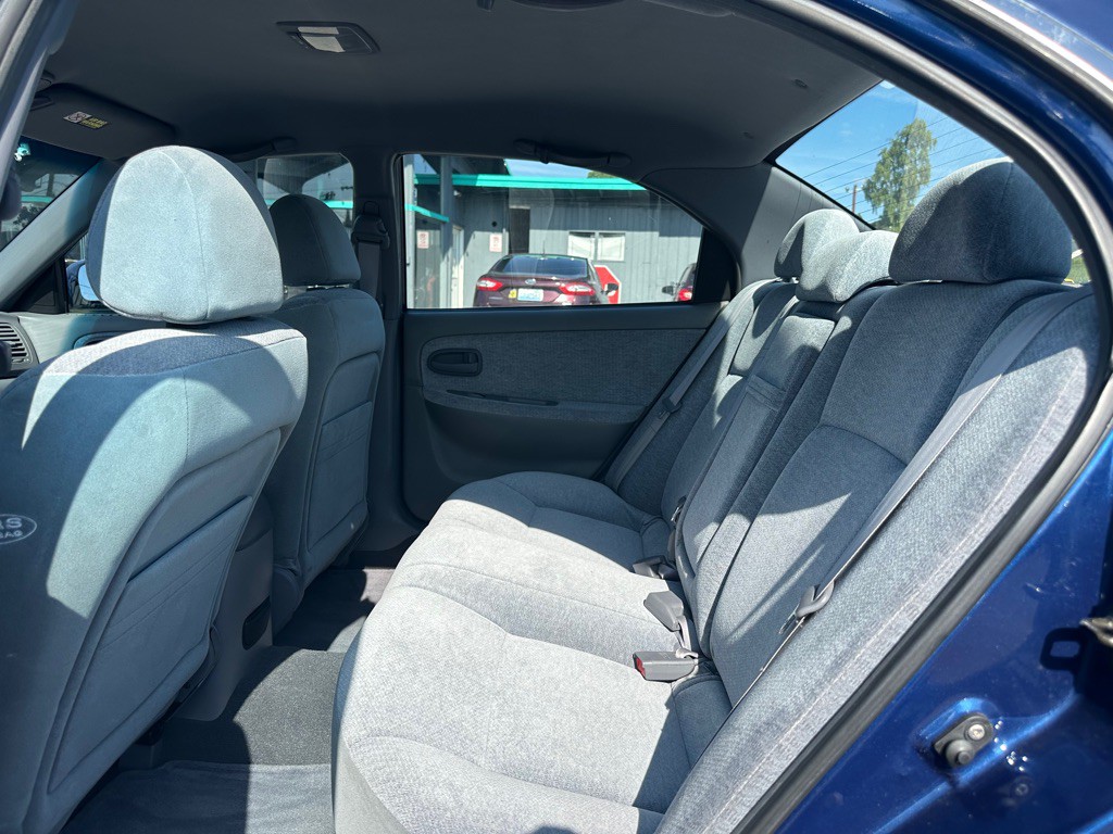 2004 Kia Optima Image 8