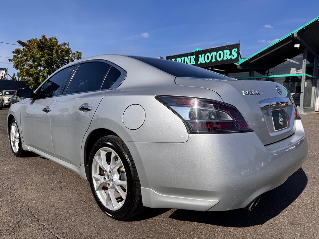 2013 Nissan Maxima Image 3