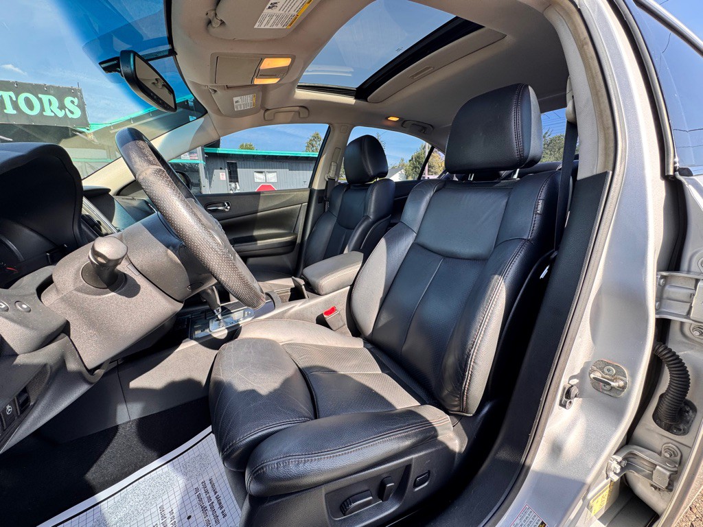 2013 Nissan Maxima Image 8
