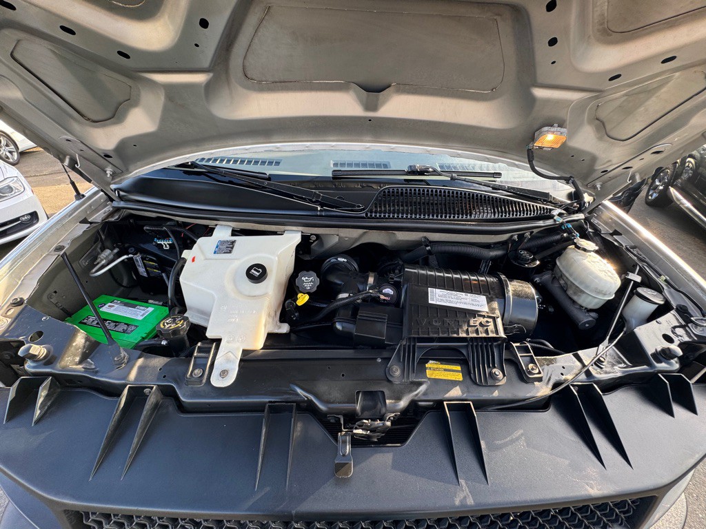 2007 Chevrolet Express Image 14