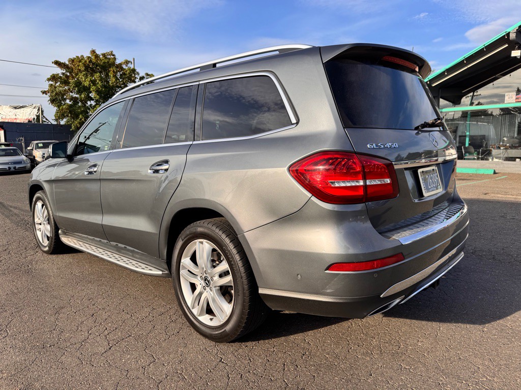 2017 Mercedes-Benz GLS-Class Image 3