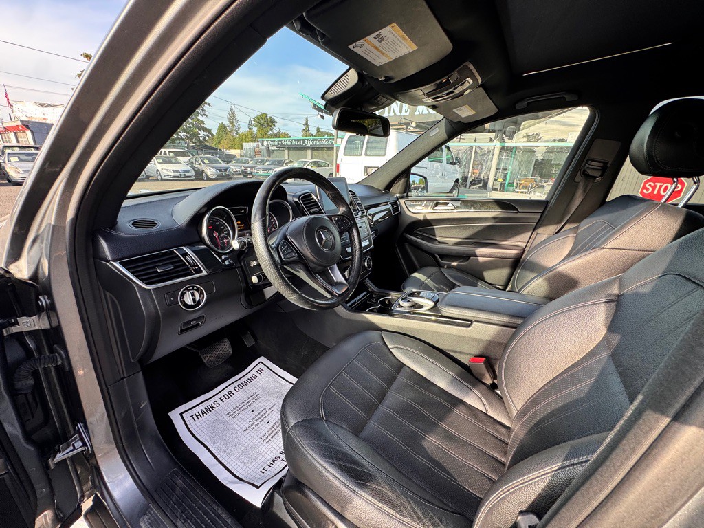 2017 Mercedes-Benz GLS-Class Image 10