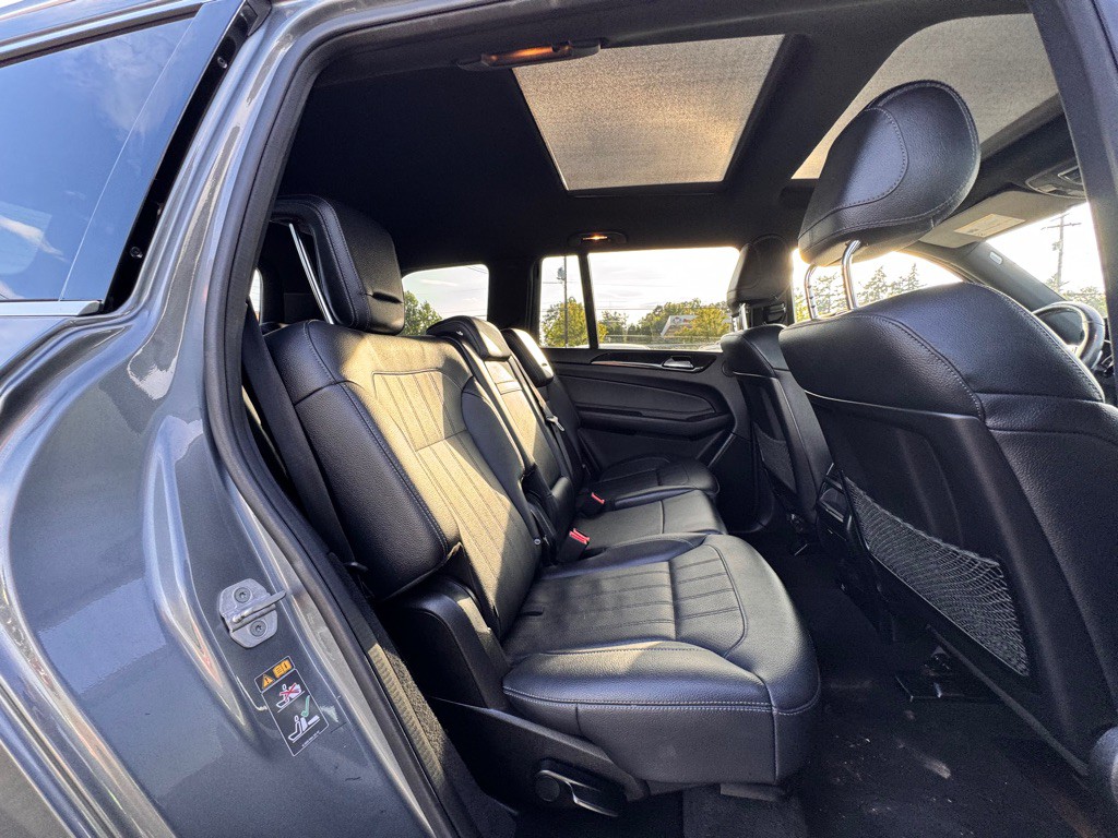 2017 Mercedes-Benz GLS-Class Image 18