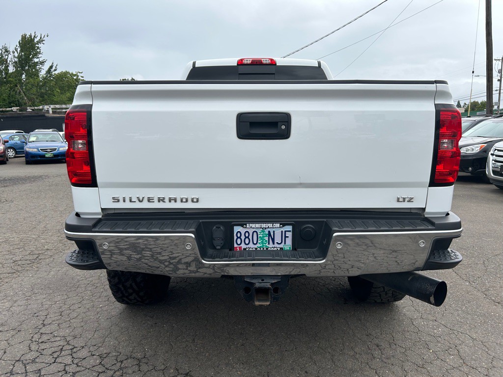2015 Chevrolet Silverado 1500 Image 3