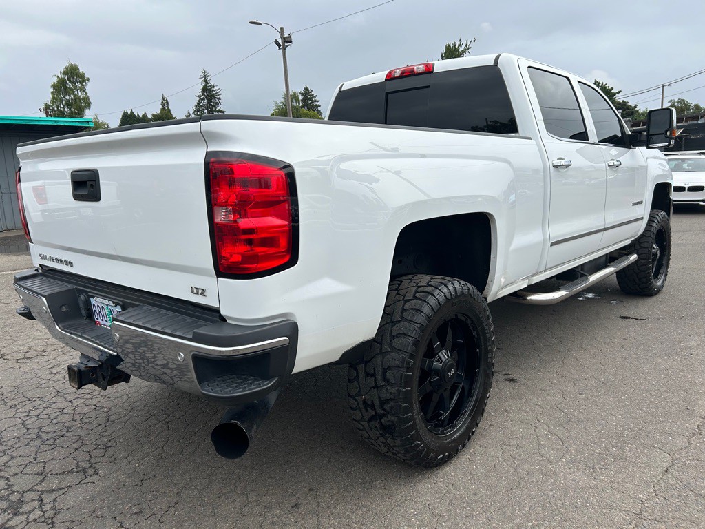 2015 Chevrolet Silverado 1500 Image 4