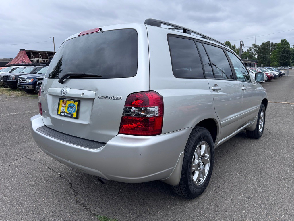 2005 Toyota Highlander Image 5